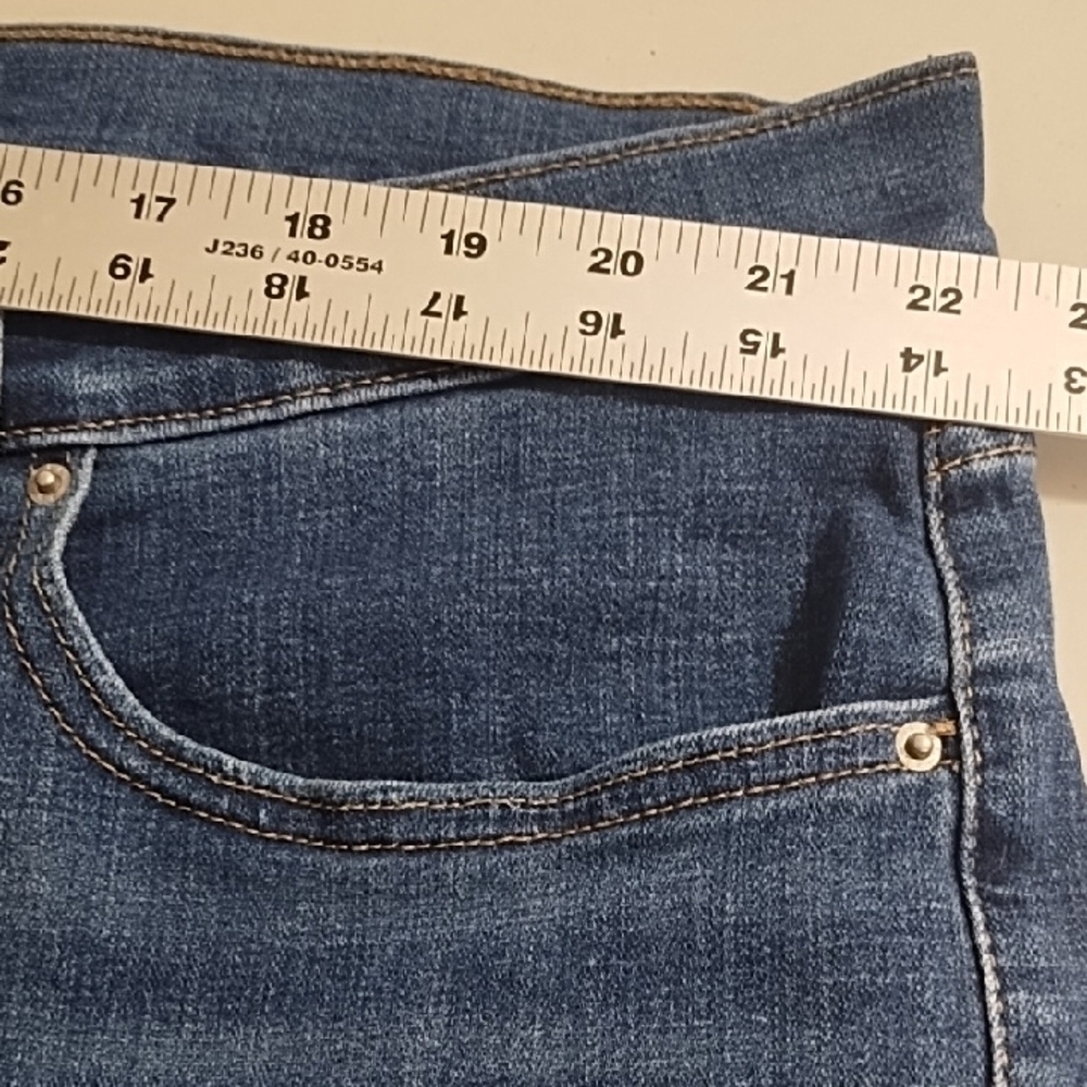Levi's Dark Blue Stretchy 311 Shaping Skinny Denim Jeans 24W - Picture 4 of 10
